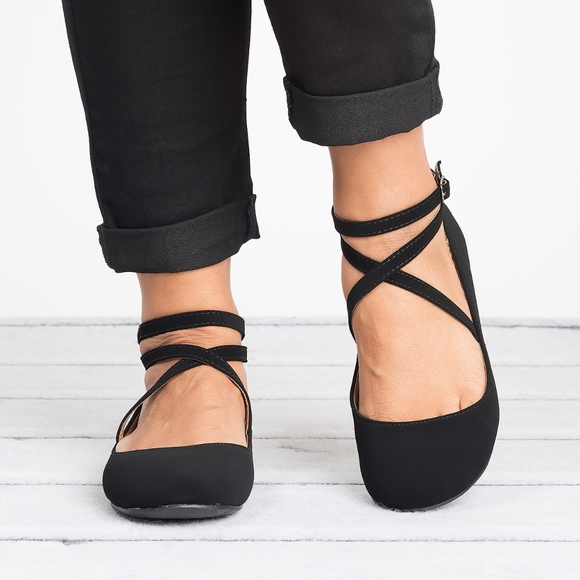 Black Criss Cross Ballerina Flats - Picture 3 of 3